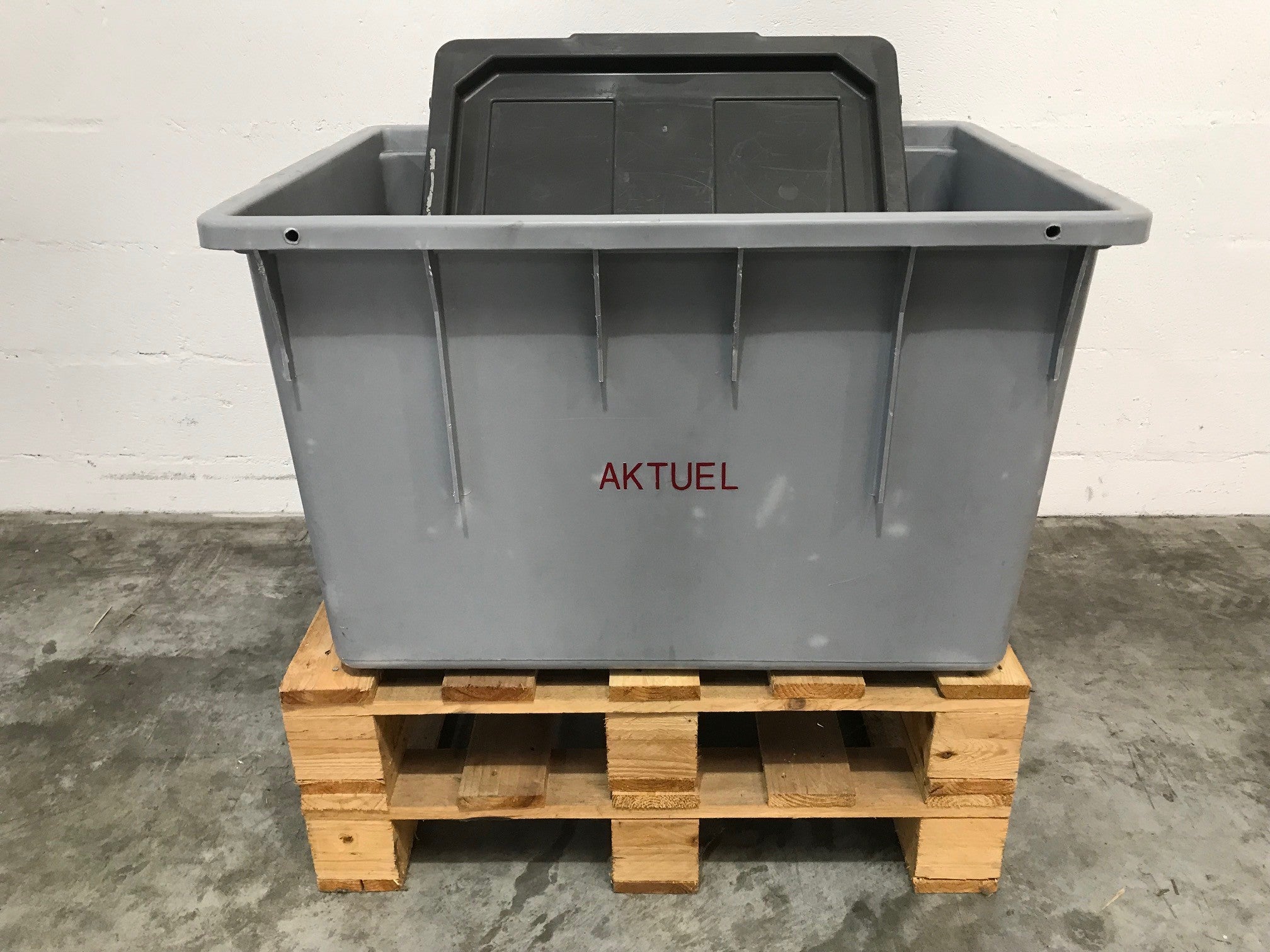 bac 80x60 H50 + couvercle