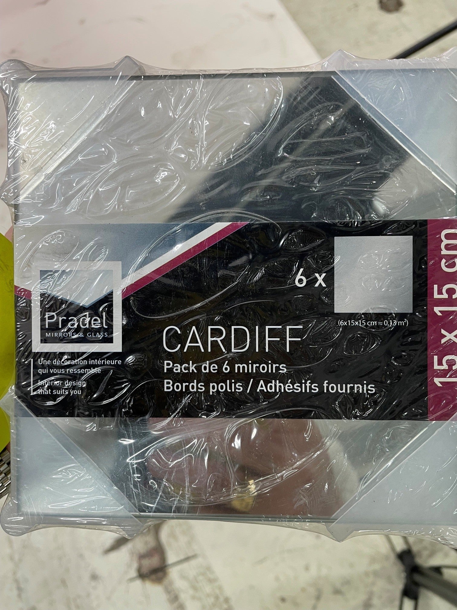 Lot de 6 miroirs carrés 15x15  cm – Adhésifs fournis