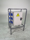 Armoire électrique de chantier triphasée – 6 prises – avec arrêt d’urgence