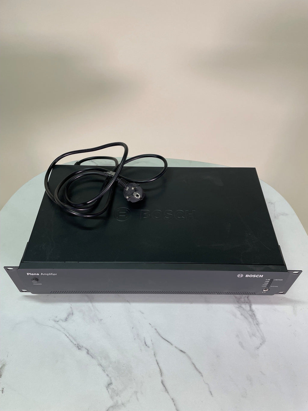 Amplificateur de puissance Bosch Plena PLE-1P120-EU – 120W / 100V