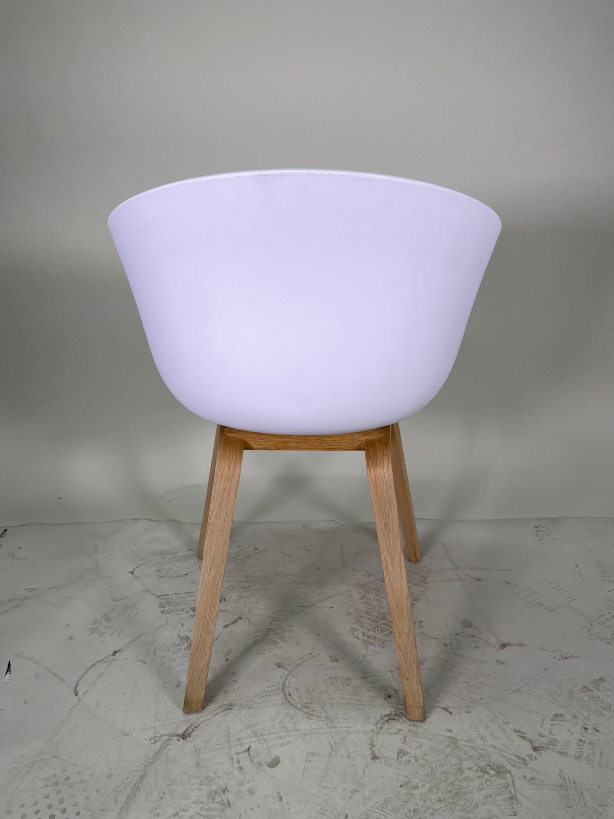 Chaise amagni blanc pieds bois
