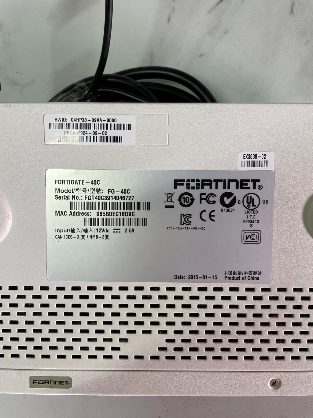 Pare-feu Fortinet FortiGate 40C (FG-40C) – 2× WAN + 5× LAN Gigabit