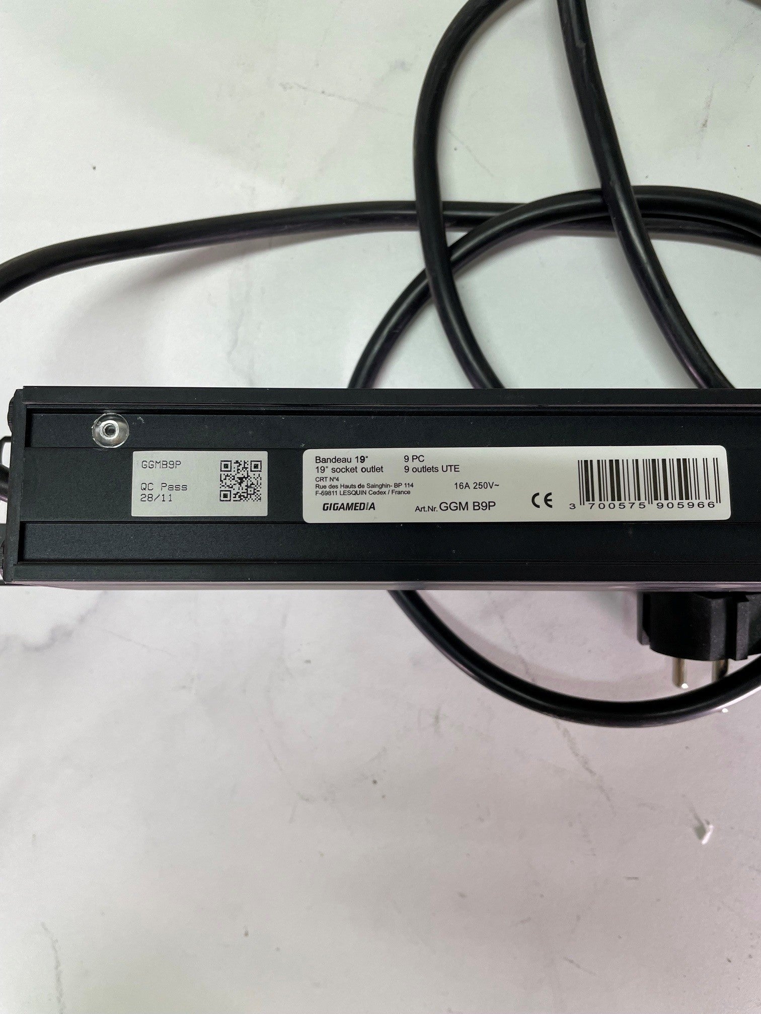 Bandeau multiprise rack 19" Gigamedia GGMB9P – 9 prises UTE – 16A 250V