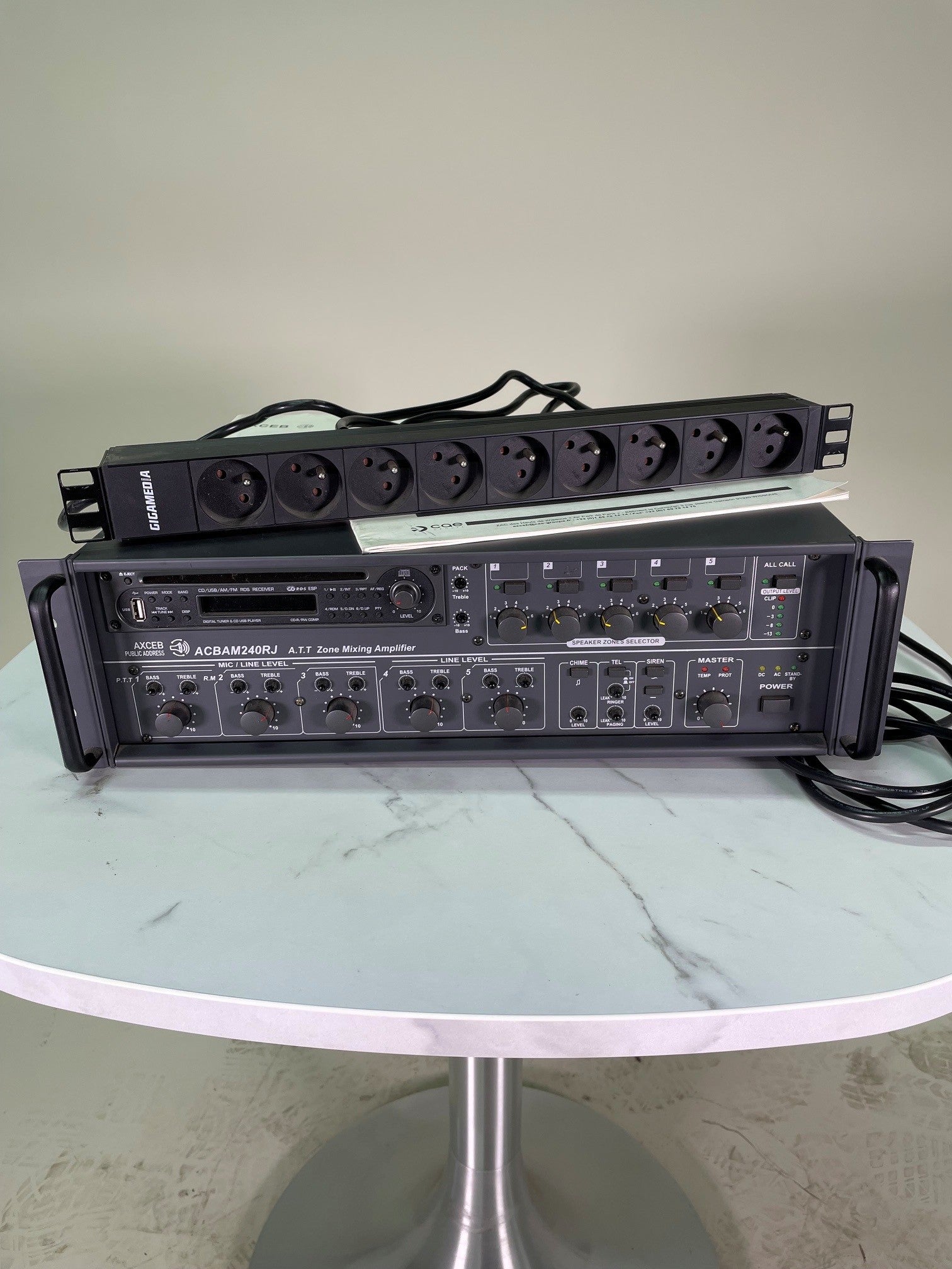 Amplificateur mélangeur multizone AXCEB ACBAM240RJ + Tuner intégré