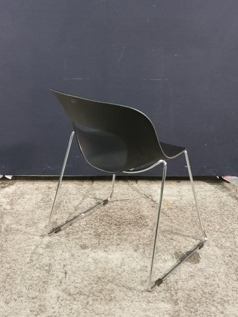 Chaise Hole - Black
