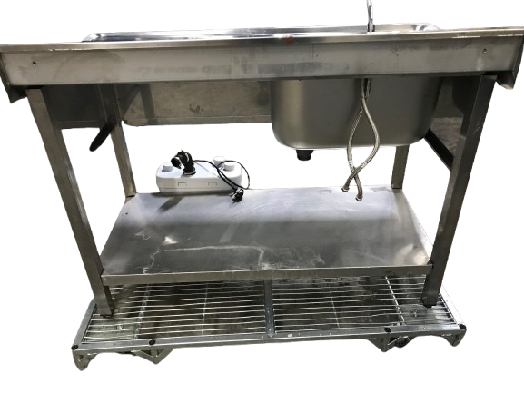 Plonge inox 1200x600mm avec 1 bac à gauche et égouttoir à droite + + pompe de relevage