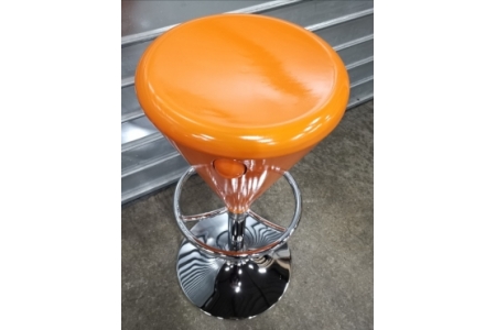 Tabouret isolant plastique orange 24kv - EPITOKO