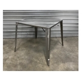 Table Gunmetal Quatro 75 x 75 H74 cm
