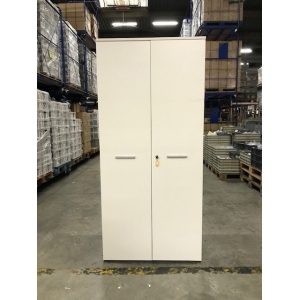 Armoire Haute 2 Portes + 4 Etagères