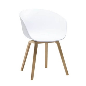 Chaise amagni blanc pieds bois